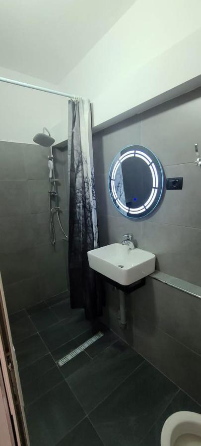 טיראנה D1 Rooms & Apartments מראה חיצוני תמונה