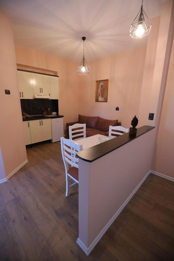 טיראנה D1 Rooms & Apartments מראה חיצוני תמונה